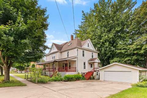 222 Hall Street, Ripon, WI 54971