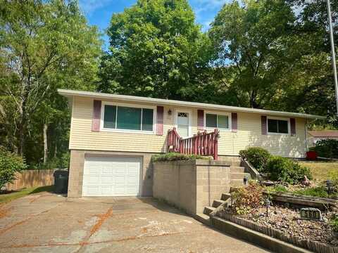 560 Pleasant View Court, Richland Center, WI 53581