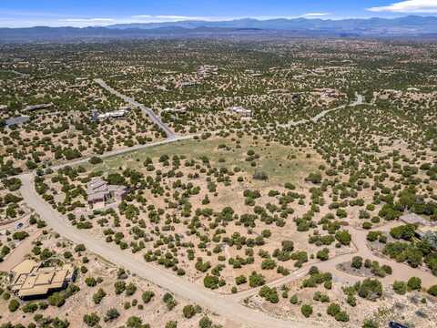 15 Paseo Del Halcon, Santa Fe, NM 87506