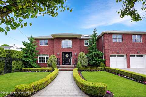 62 Ruxton Avenue, Staten Island, NY 10312