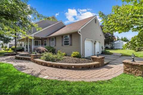 61 Olympia Ln, Sicklerville, NJ 08081