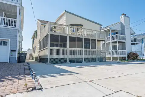 208 14th St N, Brigantine, NJ 08203