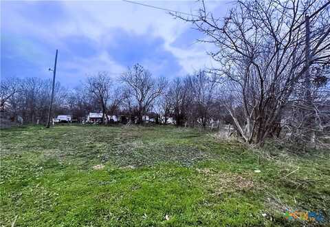 612 S Criswell Street, Mart, TX 76664