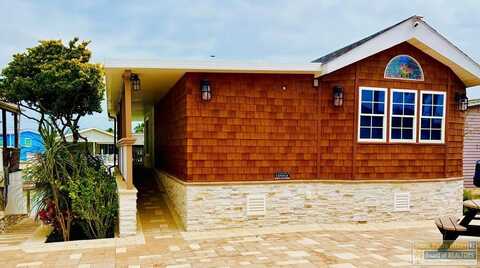 841 Oyster Dr., Port Isabel, TX 78578