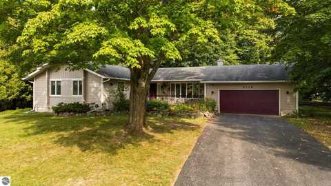 4318 Foxfire Drive, Traverse City, MI 49684