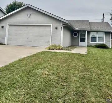 2401 SW Romar RD, Topeka, KS 66614