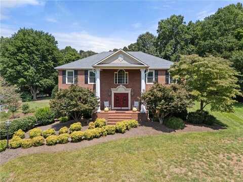 6004 Glencree Court, Clemmons, NC 27012
