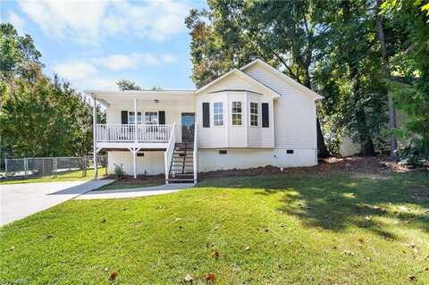 4 Oak Ridge Drive, Thomasville, NC 27360