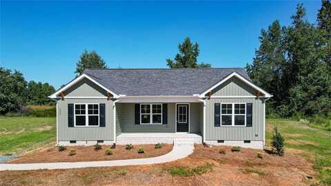525 Grooms Road, Reidsville, NC 27320