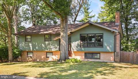 3093 ESSEX PLACE, LANCASTER, PA 17601