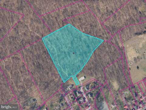 102 EVERGREEN ROAD, ADAMSTOWN, PA 19501