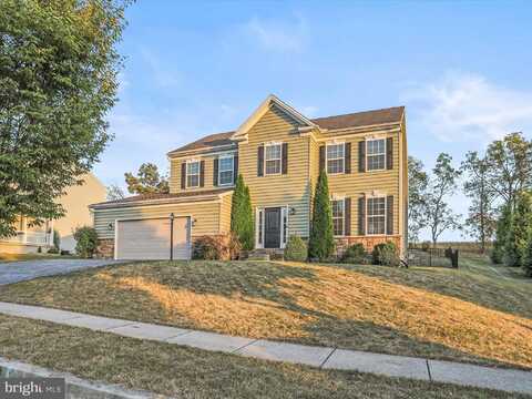 32 SPEND A BUCK DRIVE, DILLSBURG, PA 17019