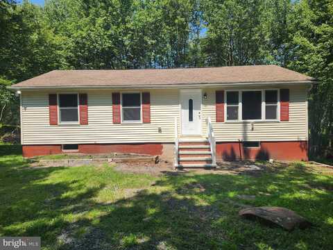 2113 WILD LAUREL DRIVE, LONG POND, PA 18334