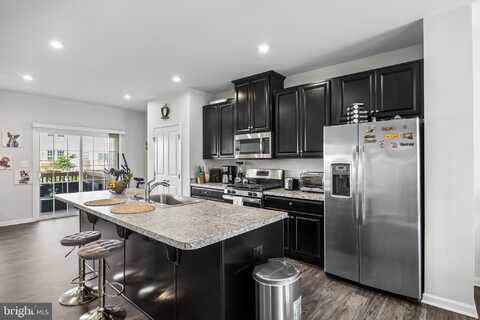 124 NATHAN DRIVE, CINNAMINSON, NJ 08077