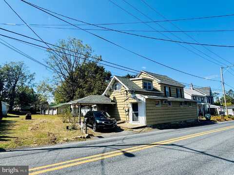 895 PLEASANT HILL ROAD, FLEETWOOD, PA 19522