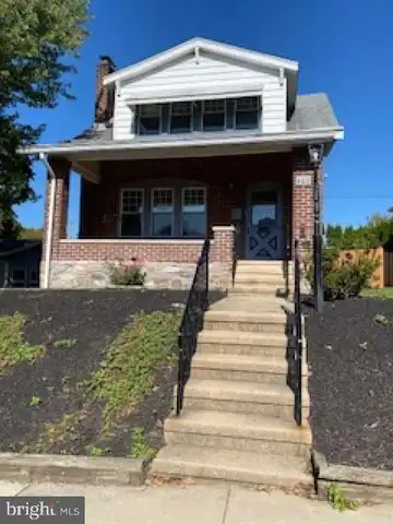405 STATE STREET, SHILLINGTON, PA 19607