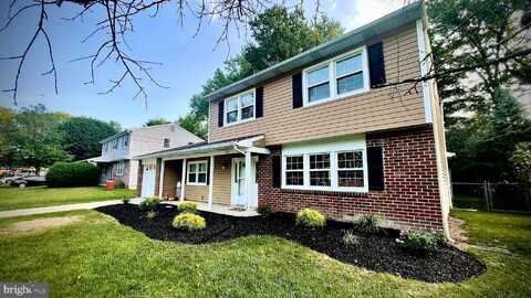 805 DEVON DRIVE, NEWARK, DE 19711