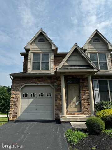 12 KINGSWOOD DRIVE, LEWISBERRY, PA 17339