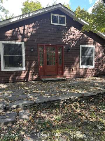 153 Mavrick Road, Woodstock, NY 12498