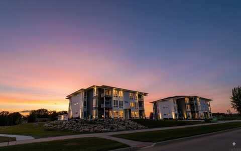 4015 Cedar Heights Drive, Cedar Falls, IA 50613