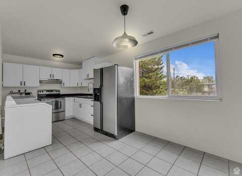 768 N REDWOOD, Salt Lake City, UT 84116