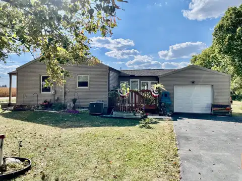 9021 N Montgomery County Line Road, Englewood, OH 45322