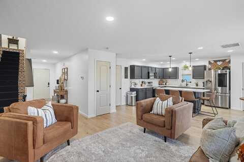 276 Hampton Trail, Springfield, OH 45502