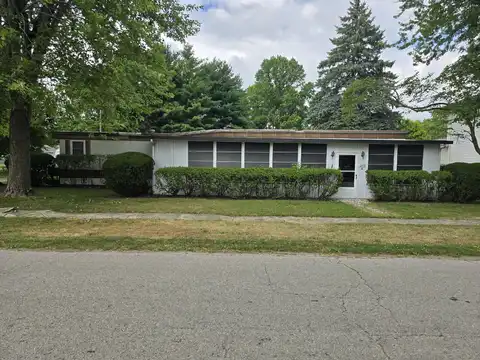 303 E Torrence Street, Belle Center, OH 43310