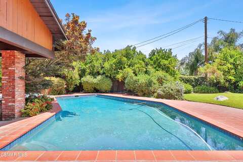 Gresham, SHERWOOD FOREST, CA 91325