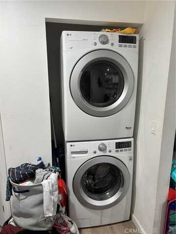 Herron, SYLMAR, CA 91342