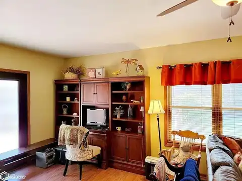 7Th, BURLINGTON, IA 52601