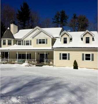 Leeward, BLOOMINGBURG, NY 12721