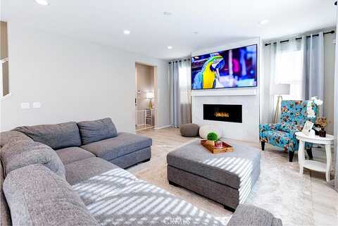 Richardson, MENIFEE, CA 92584