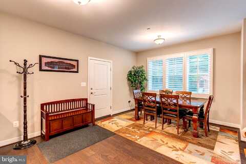 Breyer, HUGHESVILLE, MD 20637