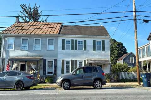 Main, WOMELSDORF, PA 19567