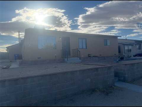 Kathleen, BARSTOW, CA 92311