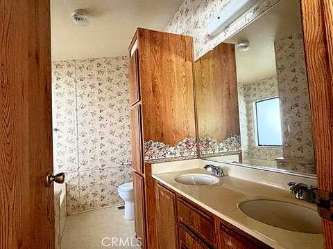 Chisholm, CHERRY VALLEY, CA 92223