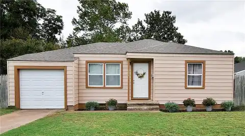 17Th, CHICKASHA, OK 73018