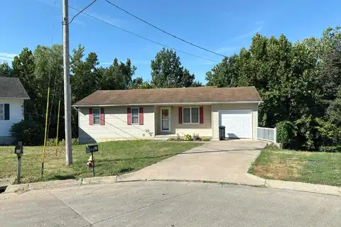 Paulina, HANNIBAL, MO 63401