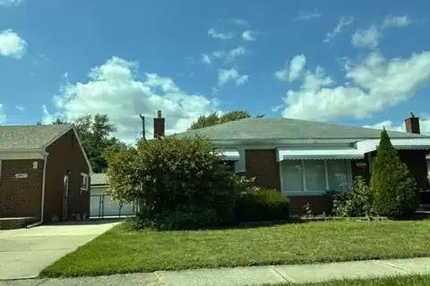 Raven, EASTPOINTE, MI 48021