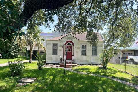 Avenue D, WESTWEGO, LA 70094