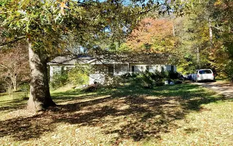 El Rancho, RURAL HALL, NC 27045