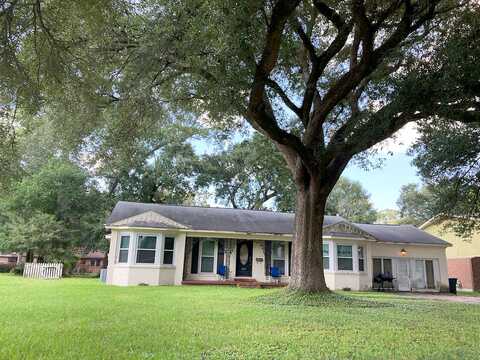 Wynnewood, BATON ROUGE, LA 70815