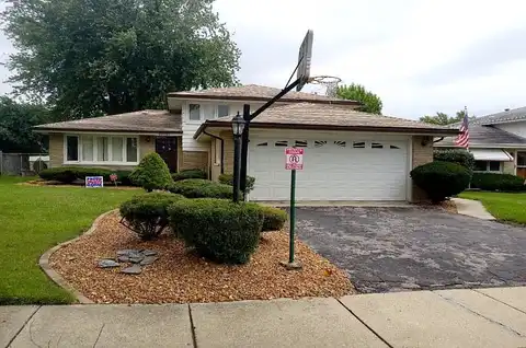 Michael, PALOS HILLS, IL 60465