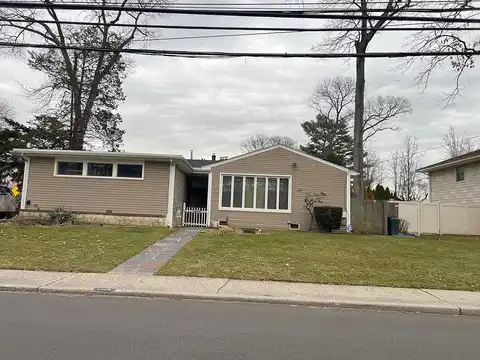 Little Whaleneck, MERRICK, NY 11566
