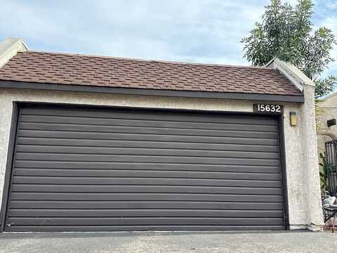 Viewridge Ln, Granada Hills, CA 91344