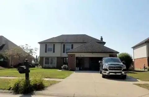 Thomas, MACOMB, MI 48044