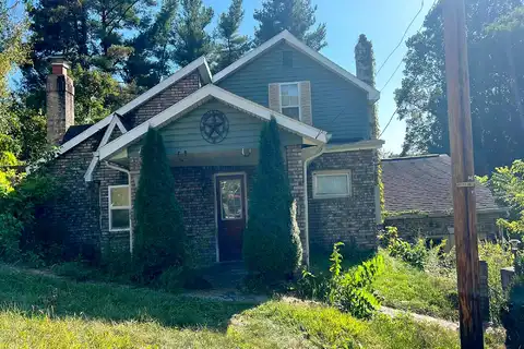 Ewing, NEW STRAITSVILLE, OH 43766