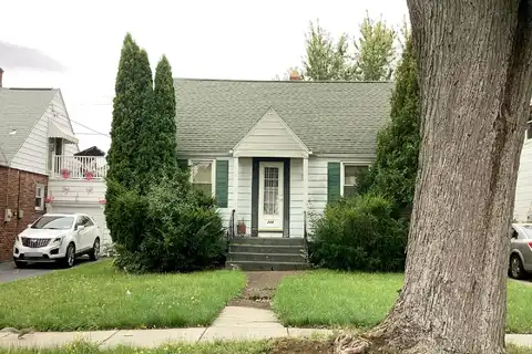 Phyllis, BUFFALO, NY 14215