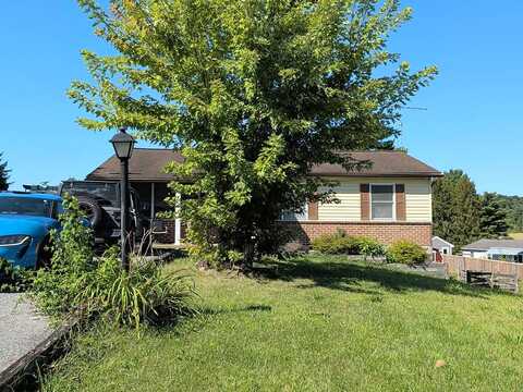 Millie, MANCHESTER, MD 21102